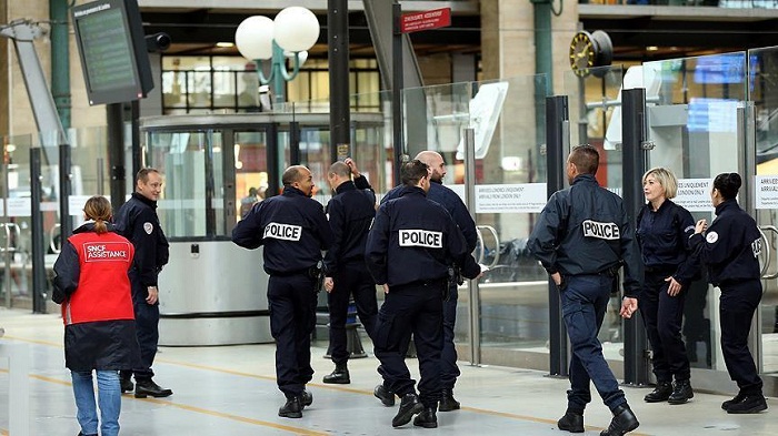 L`Euro 2016 démarre avec des affrontements entre supporters 